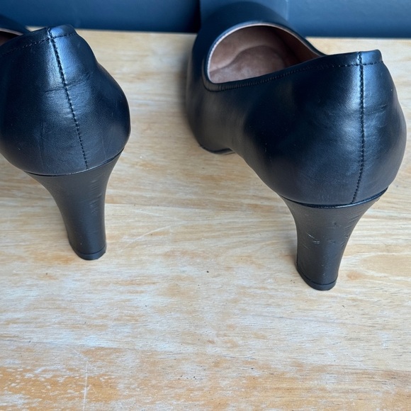 Sofft Black Leather Lana pumps ( Nordstrom) - Picture 10 of 10
